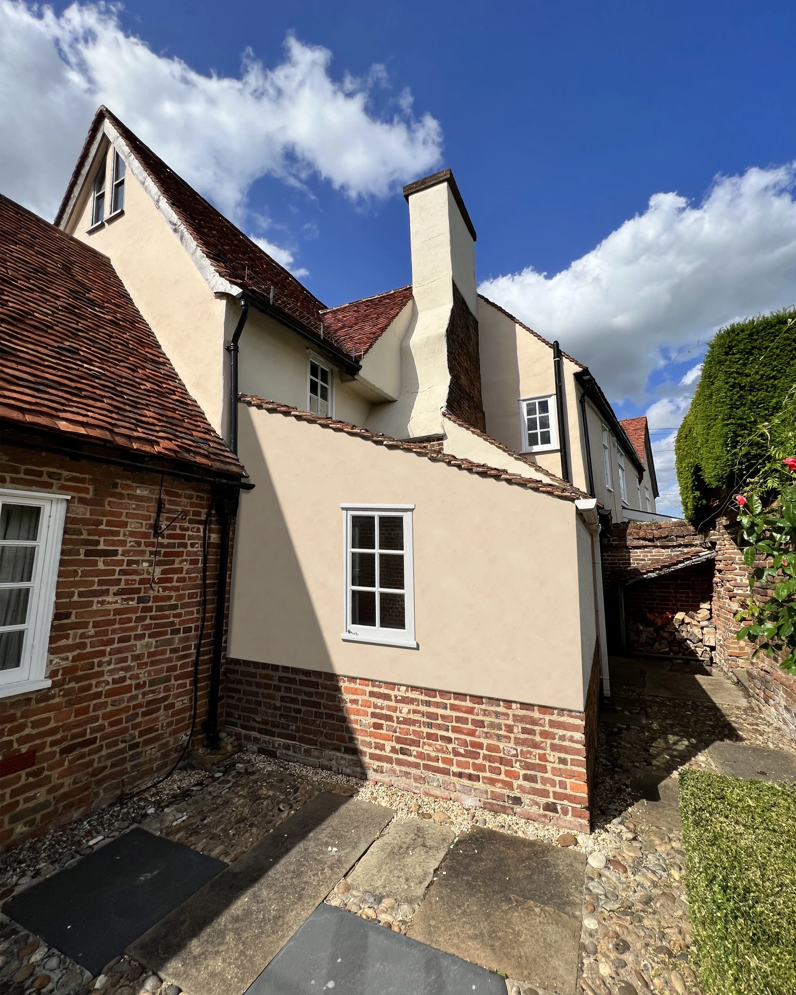Extension to Grade II listed property in East Herts District